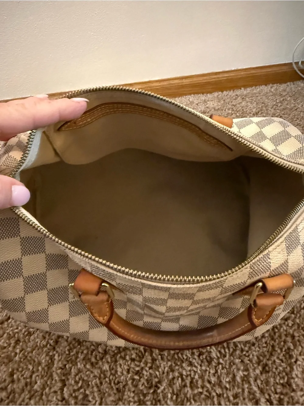 Louis Vuitton Damier Azur Speedy 30 Handbag - Cream/Light Brown - Picture 4 of 16